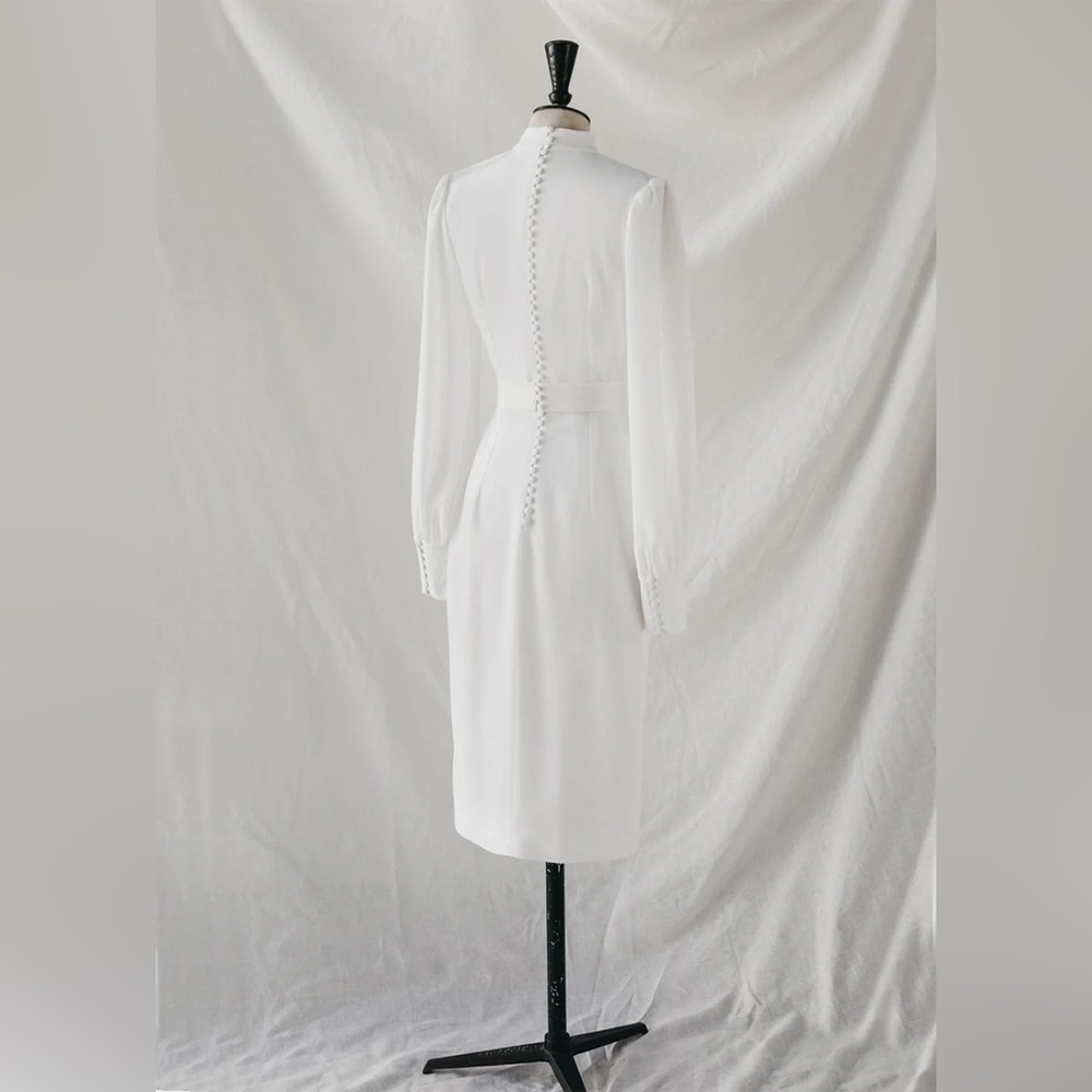 Cherubini Dina white-ivory small wedding dress midi with button accents. - Picture 6 of 8